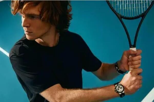 上出生于巴 上出生于巴